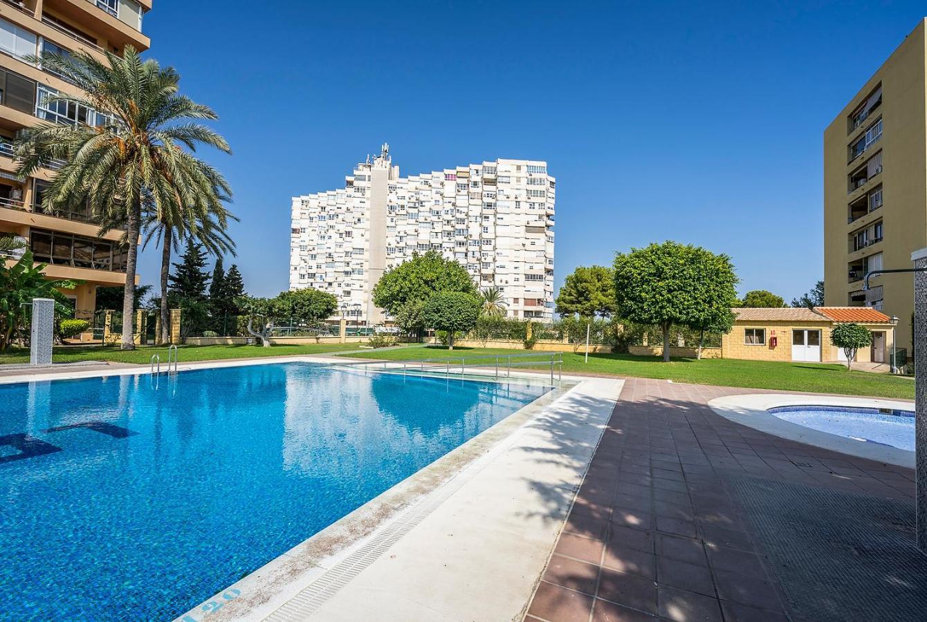 Apto 1 Dormt En Urb. La Colina Torremolinos Exterior foto